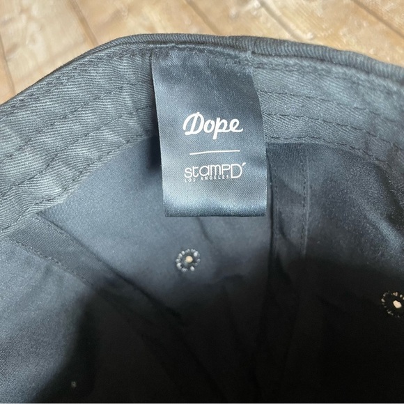 STAMPD’ Black Studded Snapback Hat Gold Spikes Streetwear Dope LA Cap - Picture 12 of 12